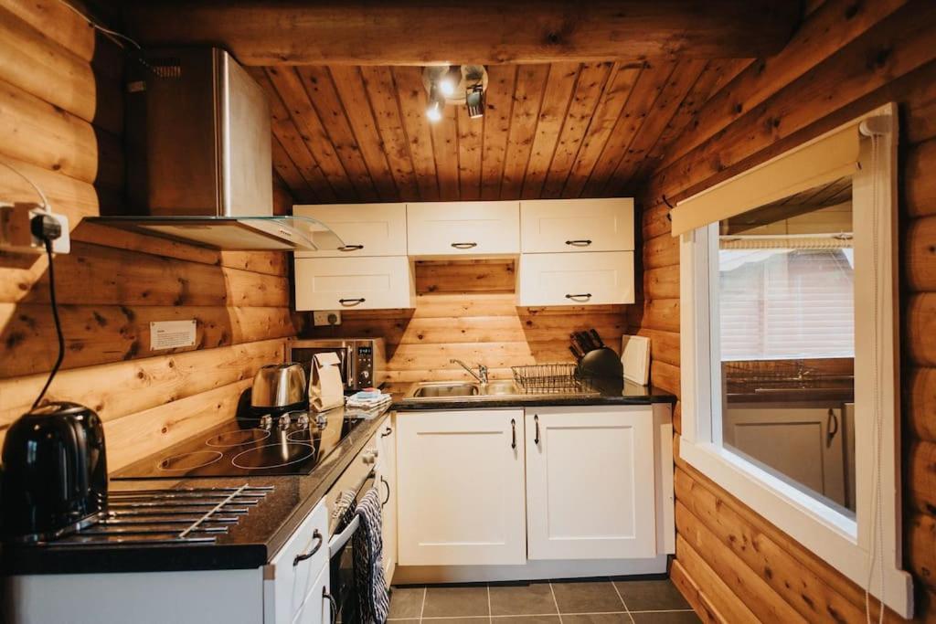 Holiday home Rustic Log In Snowdonia - 2 Bedrooms & Parking Ffestiniog