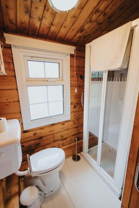 Holiday home Rustic Log In Snowdonia - 2 Bedrooms & Parking